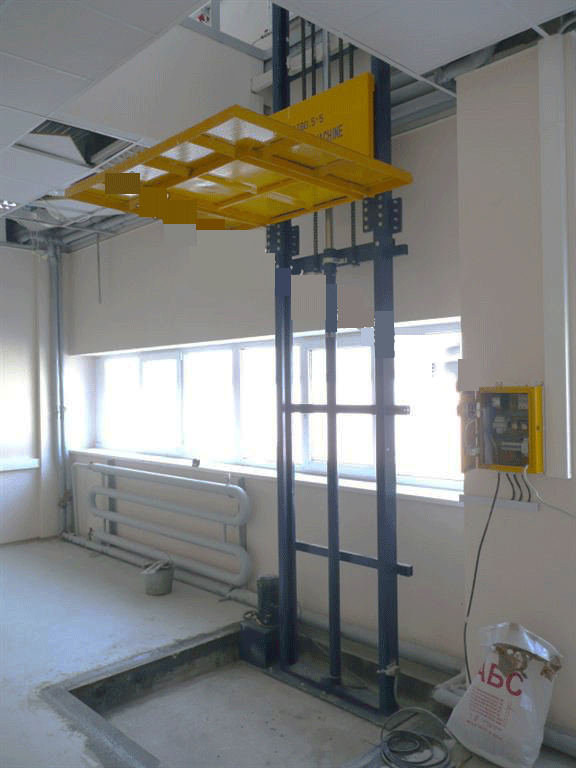 單導(dǎo)軌式升降機(jī) 單導(dǎo)軌式升降機(jī)