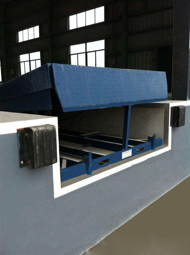 固定式登車橋 固定式登車橋