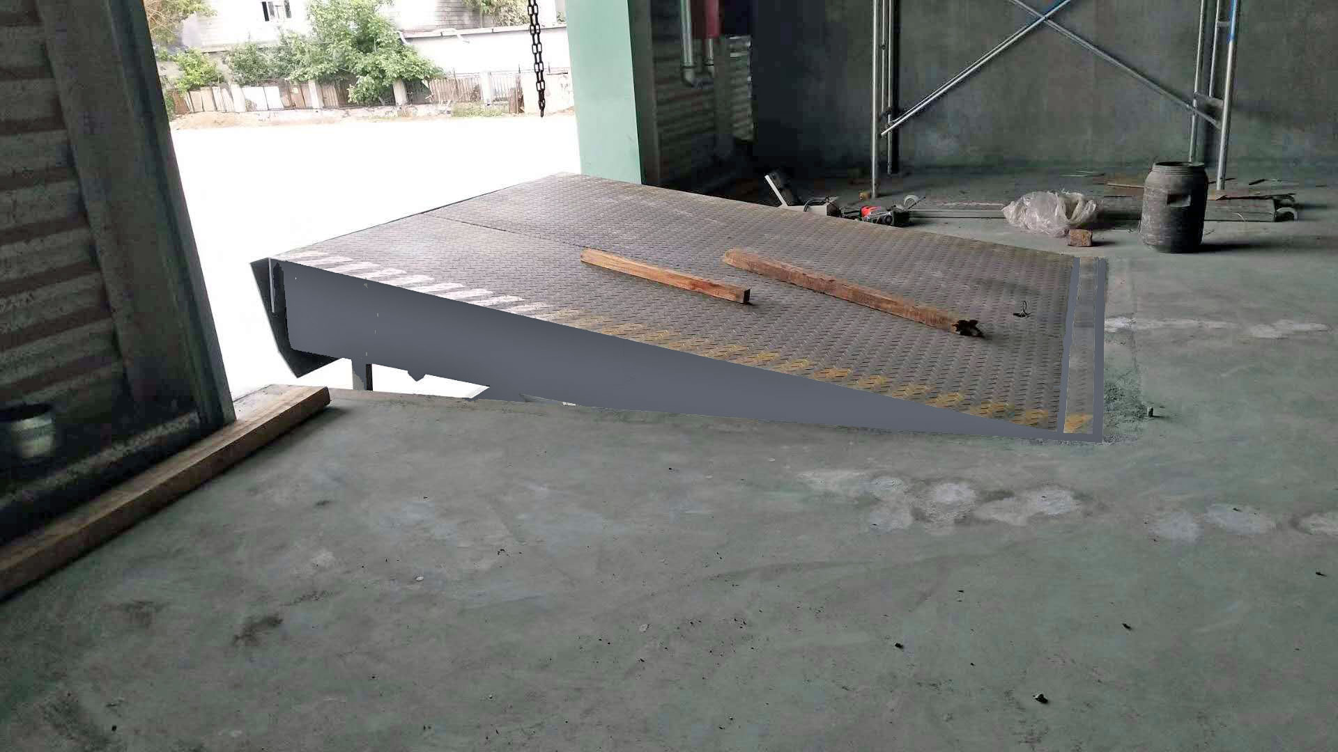 升降平臺(tái)在初次使用時(shí)有哪些需要注意的事項(xiàng)