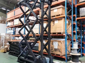 移動(dòng)式高空作業(yè)平臺(tái)