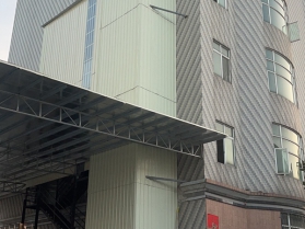 導(dǎo)軌式液壓升降平臺